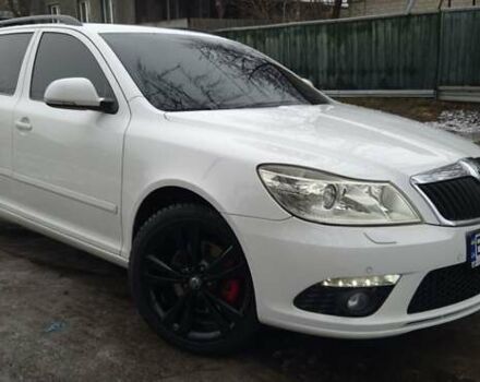 Белый Шкода Октавия, объемом двигателя 1.98 л и пробегом 193 тыс. км за 11700 $, фото 1 на Automoto.ua