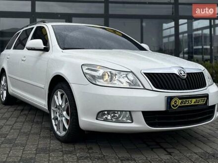 Шкода Октавия 2010 в Мукачеве на Automoto.ua Белый Шкода Октавия, объемом двигателя 1.97 л и пробегом 364 тыс. км за 8800 $, фото 1 на Automoto.ua