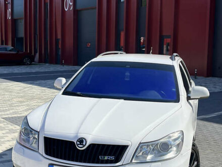 Белый Шкода Октавия, объемом двигателя 1.97 л и пробегом 297 тыс. км за 9500 $, фото 1 на Automoto.ua