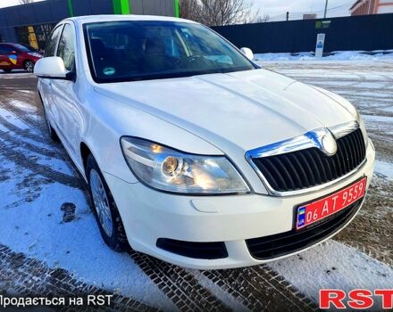 Белый Шкода Октавия, объемом двигателя 1.4 л и пробегом 18700 тыс. км за 7500 $, фото 1 на Automoto.ua