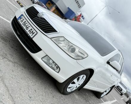 Белый Шкода Октавия, объемом двигателя 1.6 л и пробегом 301 тыс. км за 6100 $, фото 1 на Automoto.ua