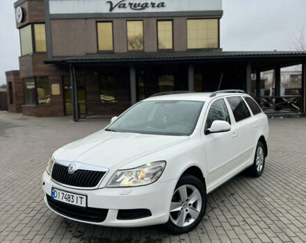 Белый Шкода Октавия, объемом двигателя 1.6 л и пробегом 420 тыс. км за 5999 $, фото 1 на Automoto.ua