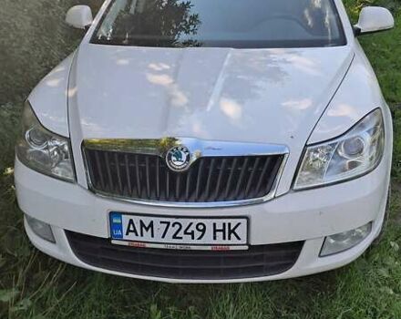 Белый Шкода Октавия, объемом двигателя 1.6 л и пробегом 286 тыс. км за 6800 $, фото 1 на Automoto.ua
