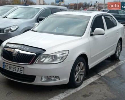 Білий Шкода Октавія, об'ємом двигуна 1.97 л та пробігом 300 тис. км за 8000 $, фото 1 на Automoto.ua