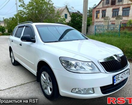 Белый Шкода Октавия, объемом двигателя 1.4 л и пробегом 170 тыс. км за 7400 $, фото 1 на Automoto.ua