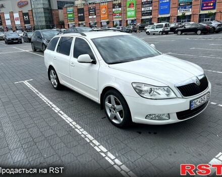 Белый Шкода Октавия, объемом двигателя 1.6 л и пробегом 320 тыс. км за 6200 $, фото 1 на Automoto.ua