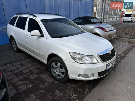 Шкода Октавия 2010 в Кривом Роге на Automoto.ua Белый Шкода Октавия, объемом двигателя 1.8 л и пробегом 260 тыс. км за 6600 $, фото 1 на Automoto.ua