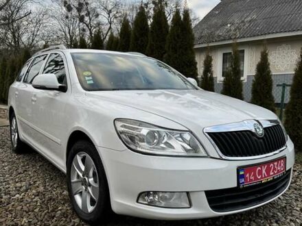Белый Шкода Октавия, объемом двигателя 1.6 л и пробегом 227 тыс. км за 9400 $, фото 1 на Automoto.ua