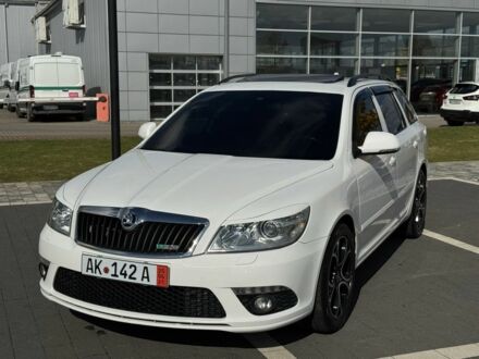 Шкода Октавия 2010 в Мукачеве на Automoto.ua Белый Шкода Октавия, объемом двигателя 2 л и пробегом 311 тыс. км за 10999 $, фото 1 на Automoto.ua