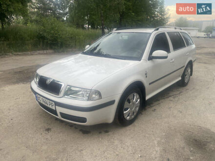 Белый Шкода Октавия, объемом двигателя 1.9 л и пробегом 350 тыс. км за 6200 $, фото 1 на Automoto.ua