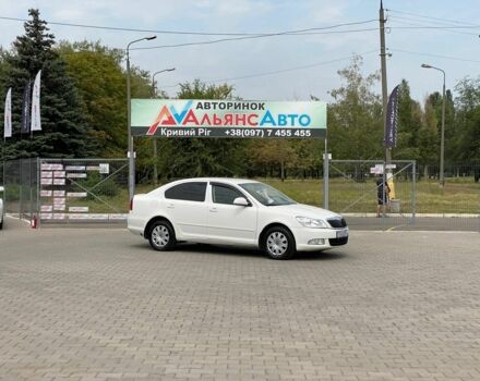 Белый Шкода Октавия, объемом двигателя 1.6 л и пробегом 297 тыс. км за 6900 $, фото 1 на Automoto.ua