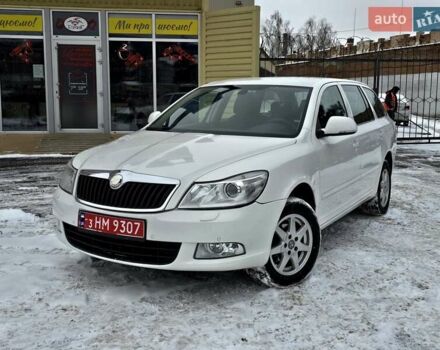 Белый Шкода Октавия, объемом двигателя 1.8 л и пробегом 220 тыс. км за 7150 $, фото 1 на Automoto.ua