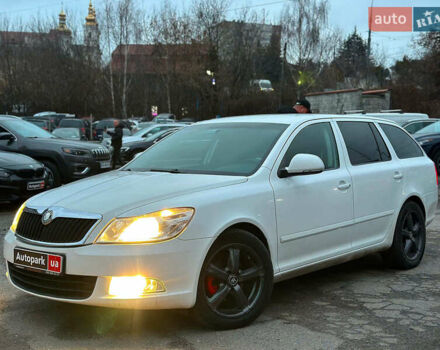 Білий Шкода Октавія, об'ємом двигуна 1.8 л та пробігом 316 тис. км за 7290 $, фото 1 на Automoto.ua