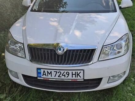 Белый Шкода Октавия, объемом двигателя 1.6 л и пробегом 280 тыс. км за 7500 $, фото 1 на Automoto.ua