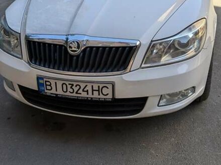Шкода Октавия 2010 в Полтаве на Automoto.ua Белый Шкода Октавия, объемом двигателя 1.6 л и пробегом 203 тыс. км за 7400 $, фото 1 на Automoto.ua