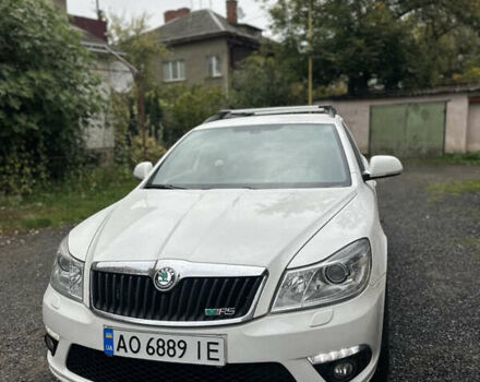 Білий Шкода Октавія, об'ємом двигуна 1.98 л та пробігом 253 тис. км за 12500 $, фото 1 на Automoto.ua