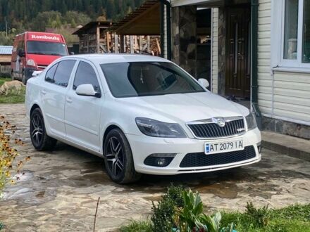 Белый Шкода Октавия, объемом двигателя 1.8 л и пробегом 300 тыс. км за 6500 $, фото 1 на Automoto.ua