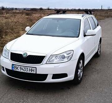 Шкода Октавія 2011 у Березне на Automoto.ua Білий Шкода Октавія, об'ємом двигуна 1.6 л та пробігом 200 тис. км за 8200 $, фото 1 на Automoto.ua