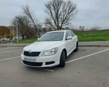 Белый Шкода Октавия, объемом двигателя 1.6 л и пробегом 240 тыс. км за 7600 $, фото 1 на Automoto.ua