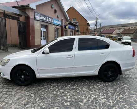 Белый Шкода Октавия, объемом двигателя 1.6 л и пробегом 300 тыс. км за 6900 $, фото 1 на Automoto.ua