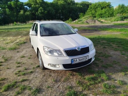 Шкода Октавія 2011 у Александрие на Automoto.ua Білий Шкода Октавія, об'ємом двигуна 1.8 л та пробігом 250 тис. км за 8000 $, фото 1 на Automoto.ua