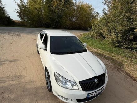 Білий Шкода Октавія, об'ємом двигуна 1.8 л та пробігом 175 тис. км за 9000 $, фото 1 на Automoto.ua