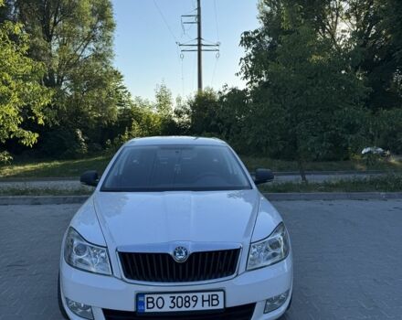 Белый Шкода Октавия, объемом двигателя 1.4 л и пробегом 211 тыс. км за 6814 $, фото 1 на Automoto.ua