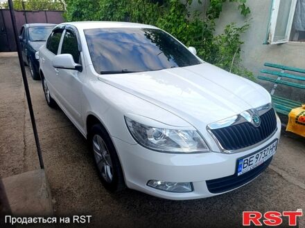 Белый Шкода Октавия, объемом двигателя 1.4 л и пробегом 270 тыс. км за 7000 $, фото 1 на Automoto.ua
