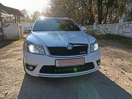 Білий Шкода Октавія, об'ємом двигуна 2.01 л та пробігом 295 тис. км за 9300 $, фото 1 на Automoto.ua