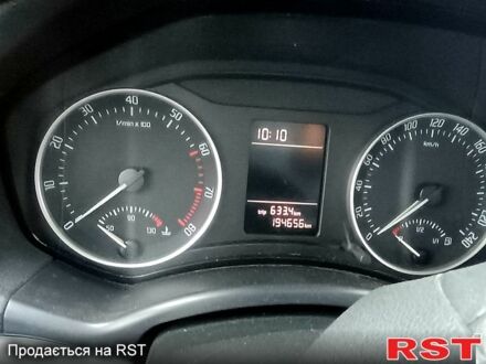 Білий Шкода Октавія, об'ємом двигуна 1.6 л та пробігом 194 тис. км за 6800 $, фото 1 на Automoto.ua