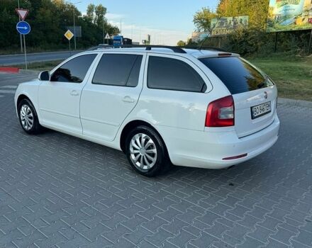Белый Шкода Октавия, объемом двигателя 1.6 л и пробегом 247 тыс. км за 7650 $, фото 1 на Automoto.ua