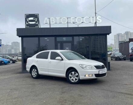 Белый Шкода Октавия, объемом двигателя 1.8 л и пробегом 155 тыс. км за 7990 $, фото 1 на Automoto.ua