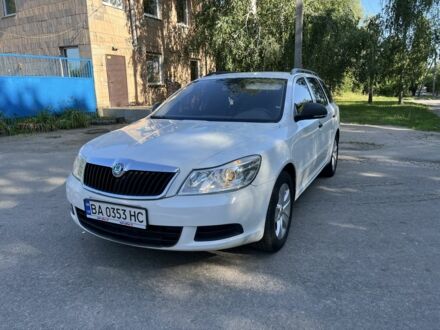 Білий Шкода Октавія, об'ємом двигуна 1.4 л та пробігом 210 тис. км за 6900 $, фото 1 на Automoto.ua