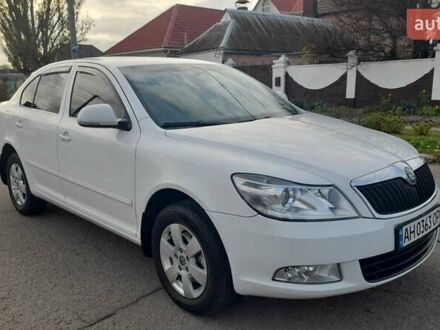 Белый Шкода Октавия, объемом двигателя 1.8 л и пробегом 180 тыс. км за 8200 $, фото 1 на Automoto.ua