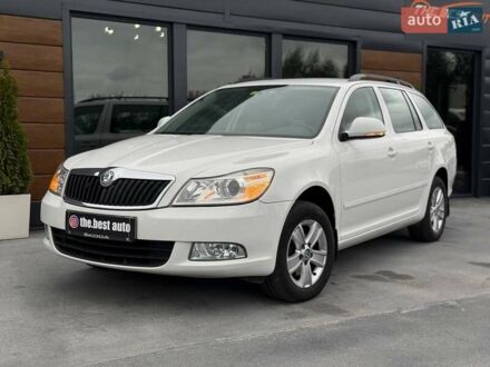 Шкода Октавия 2011 в Ровно на Automoto.ua Белый Шкода Октавия, объемом двигателя 1.8 л и пробегом 208 тыс. км за 8700 $, фото 1 на Automoto.ua