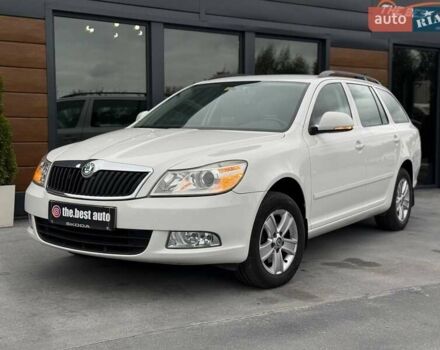 Білий Шкода Октавія, об'ємом двигуна 1.8 л та пробігом 208 тис. км за 8691 $, фото 1 на Automoto.ua
