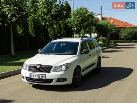 Білий Шкода Октавія, об'ємом двигуна 1.6 л та пробігом 281 тис. км за 6900 $, фото 1 на Automoto.ua