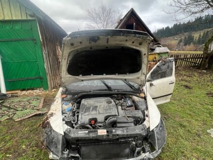 Белый Шкода Октавия, объемом двигателя 1.6 л и пробегом 290 тыс. км за 5500 $, фото 1 на Automoto.ua