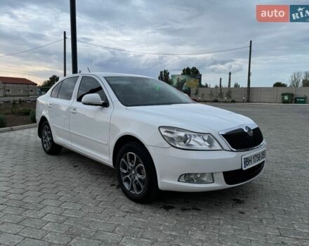 Белый Шкода Октавия, объемом двигателя 1.97 л и пробегом 246 тыс. км за 8500 $, фото 1 на Automoto.ua