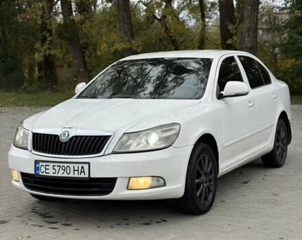Белый Шкода Октавия, объемом двигателя 1.6 л и пробегом 383 тыс. км за 5350 $, фото 1 на Automoto.ua