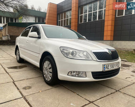 Білий Шкода Октавія, об'ємом двигуна 1.6 л та пробігом 216 тис. км за 7700 $, фото 1 на Automoto.ua