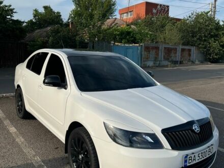Шкода Октавия 2011 в Кривом Роге на Automoto.ua Белый Шкода Октавия, объемом двигателя 1.8 л и пробегом 186 тыс. км за 9800 $, фото 1 на Automoto.ua