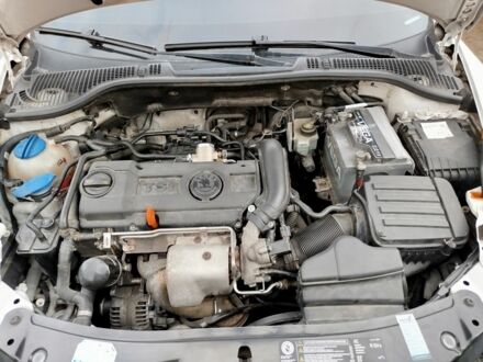 Белый Шкода Октавия, объемом двигателя 1.4 л и пробегом 259 тыс. км за 7400 $, фото 1 на Automoto.ua