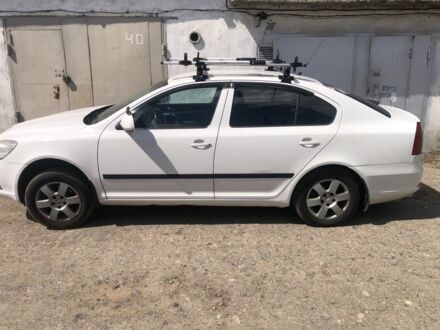 Шкода Октавія 2011 у Борисполе на Automoto.ua Білий Шкода Октавія, об'ємом двигуна 0 л та пробігом 1000 тис. км за 6700 $, фото 1 на Automoto.ua