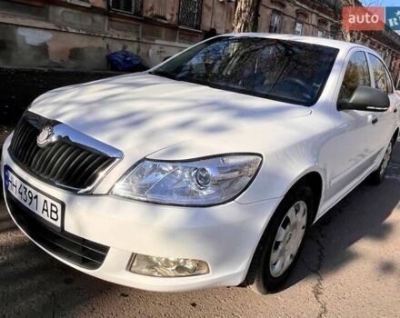 Білий Шкода Октавія, об'ємом двигуна 1.4 л та пробігом 206 тис. км за 7150 $, фото 1 на Automoto.ua