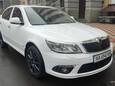 Білий Шкода Октавія, об'ємом двигуна 1.8 л та пробігом 224 тис. км за 8900 $, фото 1 на Automoto.ua