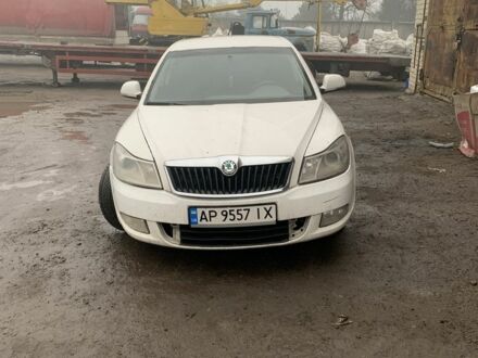 Белый Шкода Октавия, объемом двигателя 1.6 л и пробегом 266 тыс. км за 5500 $, фото 1 на Automoto.ua