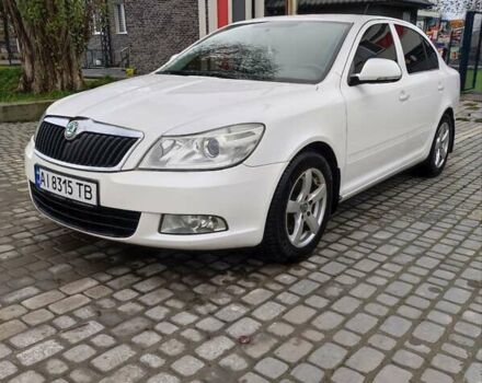 Белый Шкода Октавия, объемом двигателя 1.6 л и пробегом 286 тыс. км за 7500 $, фото 1 на Automoto.ua
