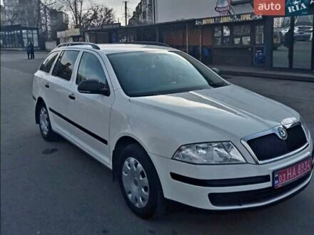 Білий Шкода Октавія, об'ємом двигуна 1.6 л та пробігом 240 тис. км за 7200 $, фото 1 на Automoto.ua