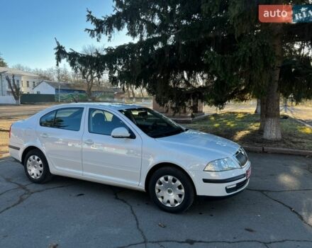 Білий Шкода Октавія, об'ємом двигуна 1.6 л та пробігом 237 тис. км за 7500 $, фото 1 на Automoto.ua